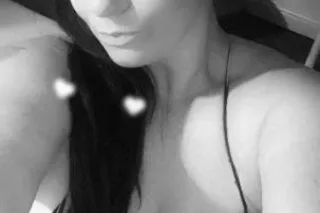 big busty emily - 42 - Image 3